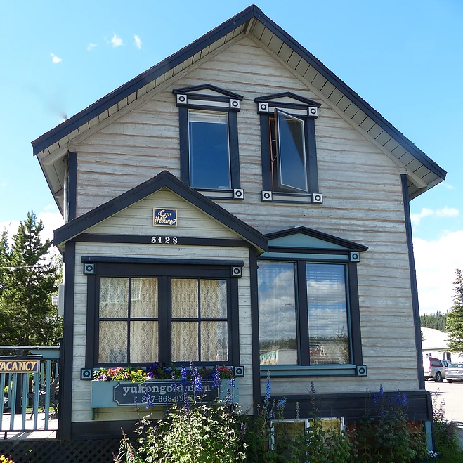 Historical Guest House Bed And Breakfast Yukon Canada Historical Guest House | Travel Yukon - Yukon, Canada | Official